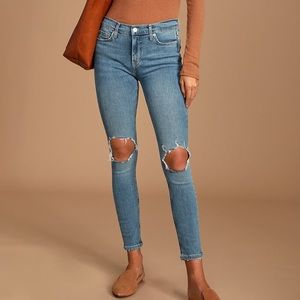 Free People High Rise Busted Knee Skinny Jeans🤍